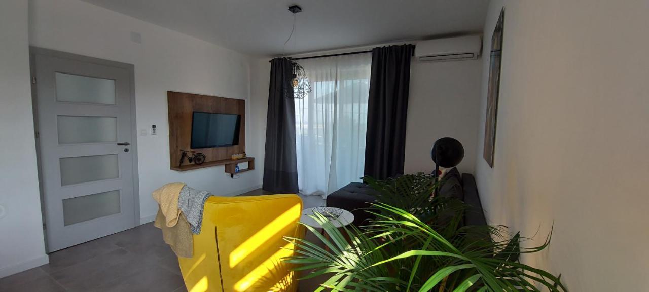 Holiday Home Velebit 닌 외부 사진