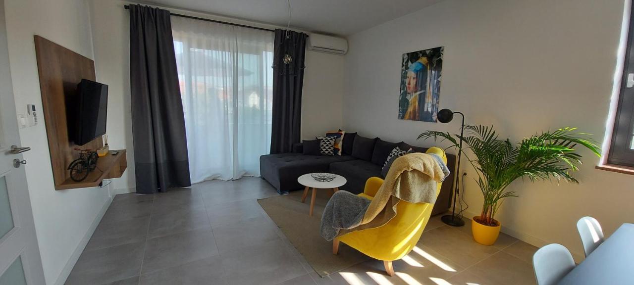 Holiday Home Velebit 닌 외부 사진