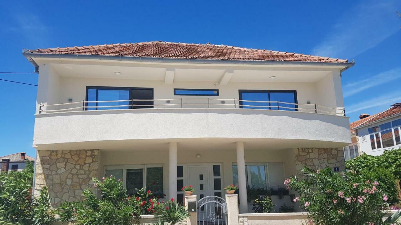 Holiday Home Velebit 닌 외부 사진
